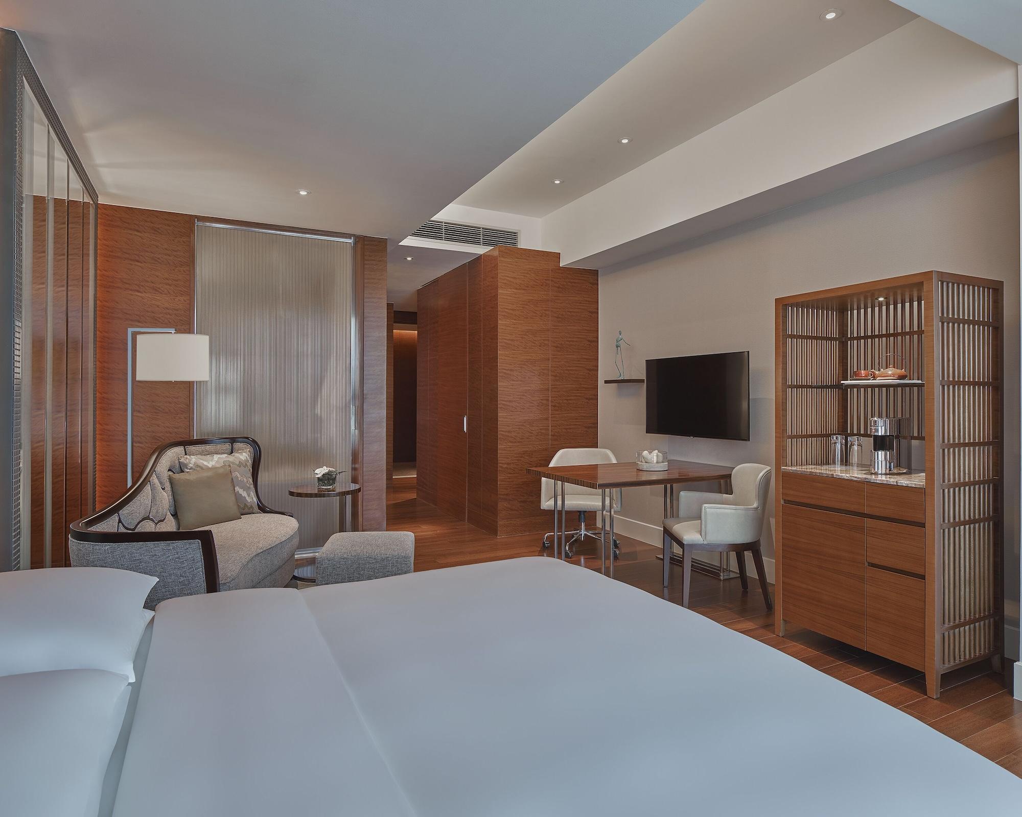 מלון טאגיג Grand Hyatt Manila מראה חיצוני תמונה