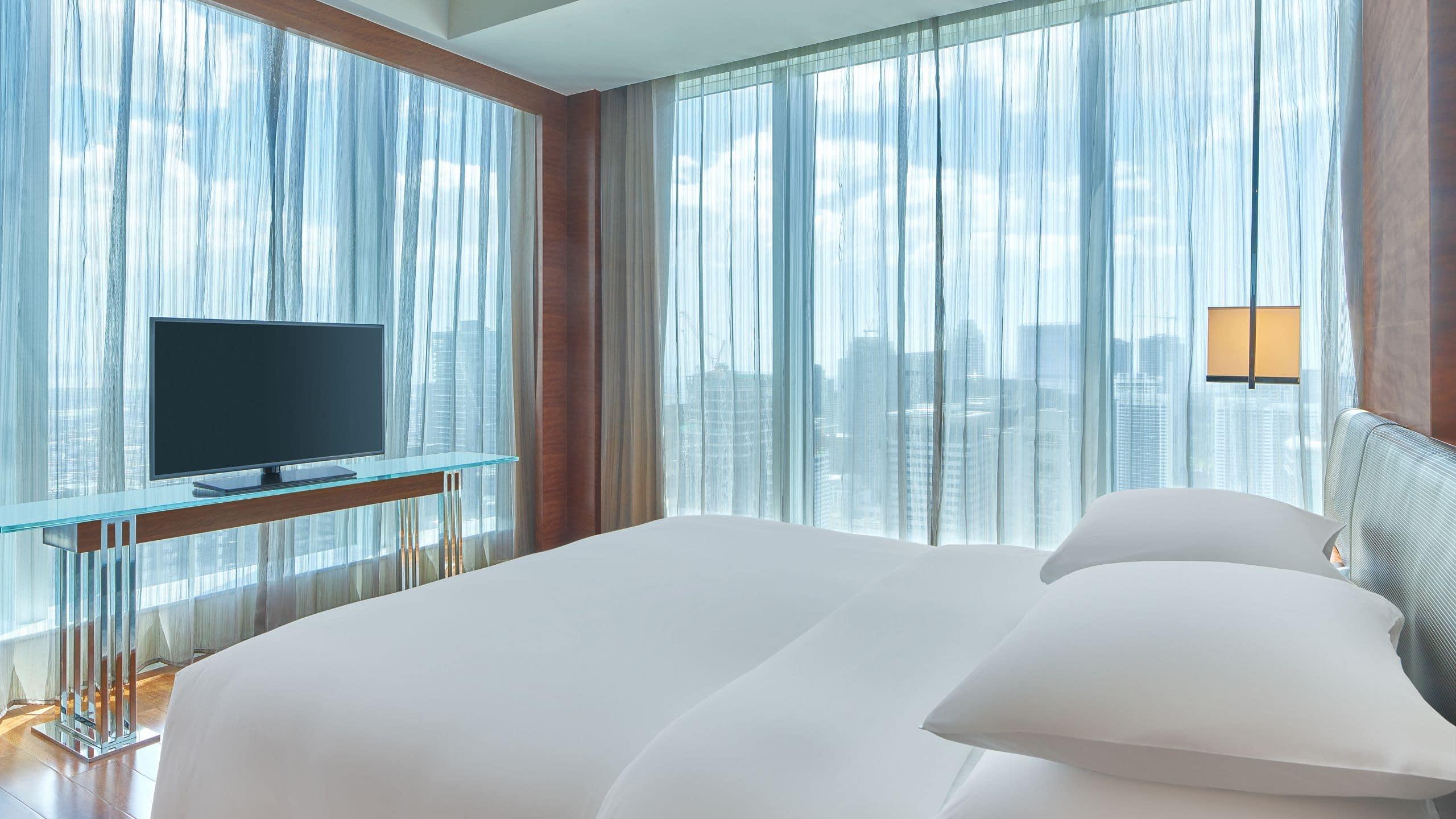 מלון טאגיג Grand Hyatt Manila מראה חיצוני תמונה