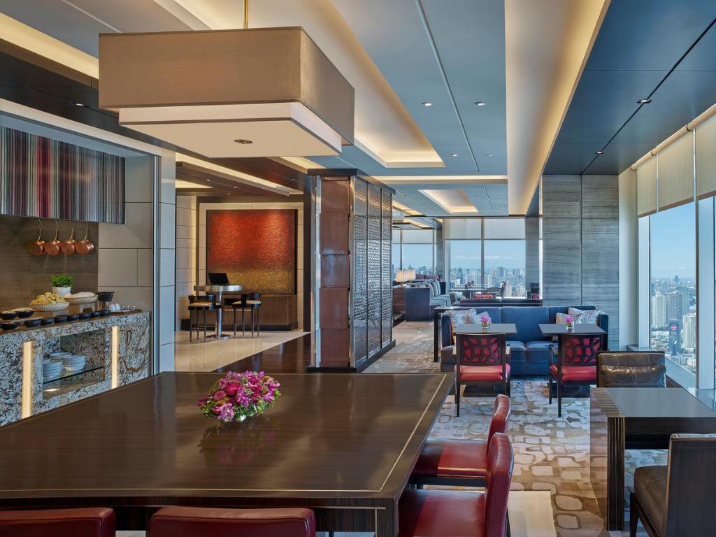 מלון טאגיג Grand Hyatt Manila מראה חיצוני תמונה