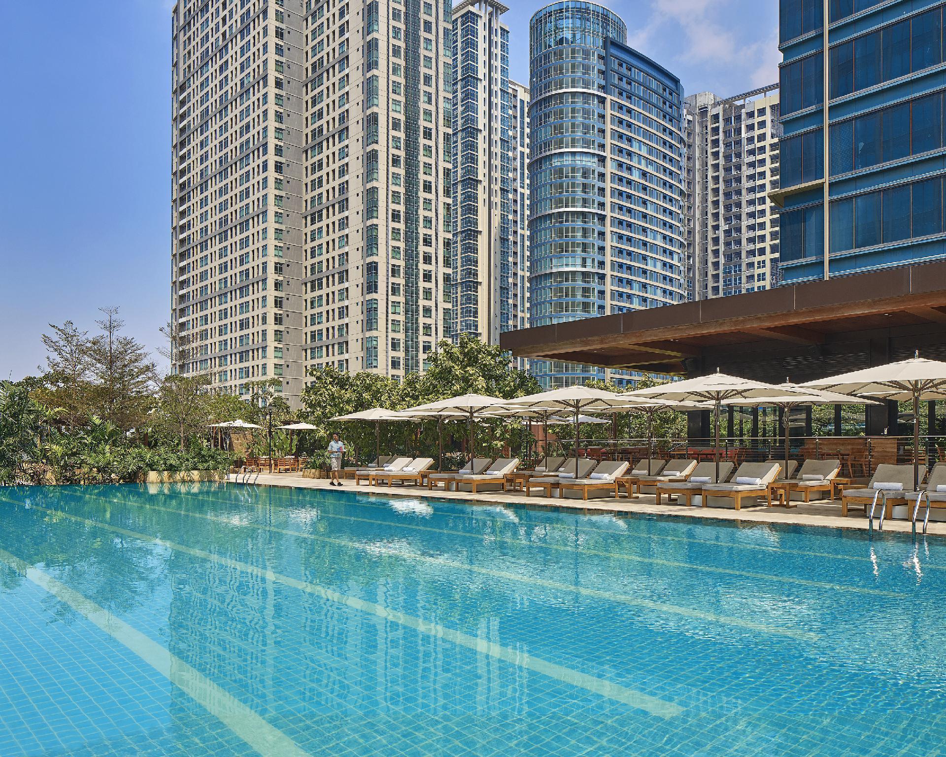 מלון טאגיג Grand Hyatt Manila מראה חיצוני תמונה