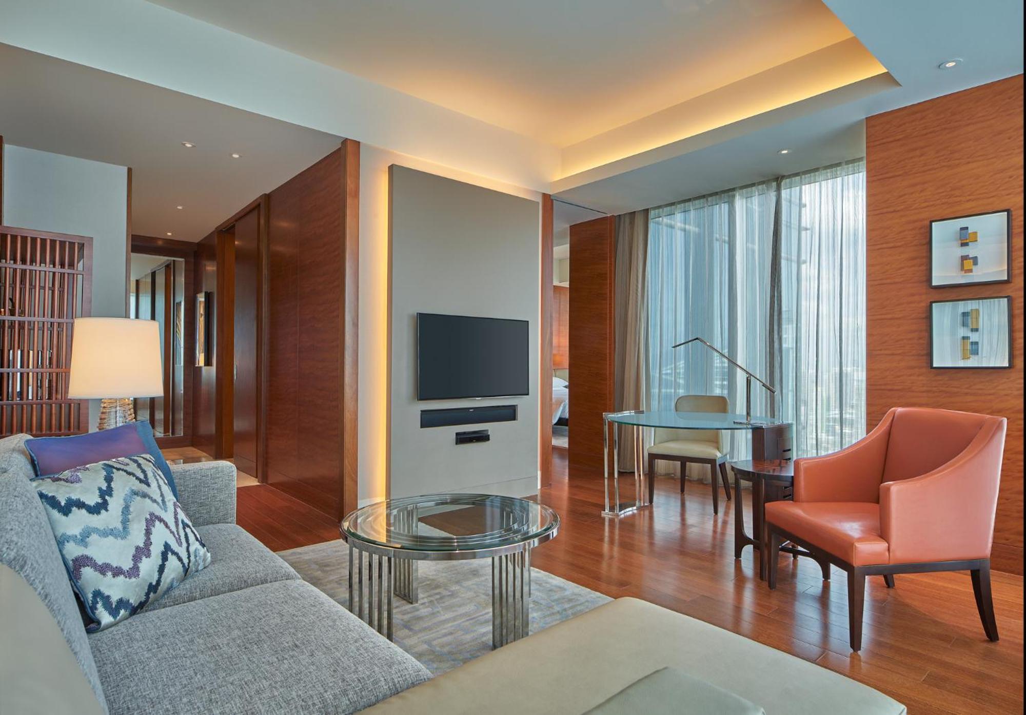 מלון טאגיג Grand Hyatt Manila מראה חיצוני תמונה